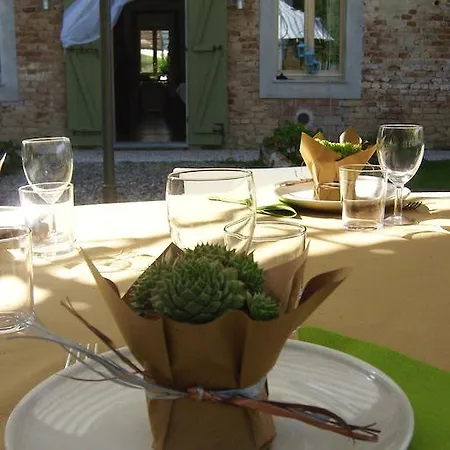 Bed & Breakfast Casaobert Cascina Relais