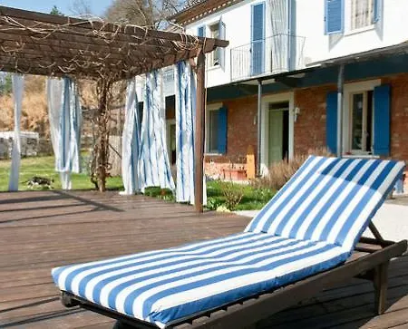 Casaobert Cascina Relais Montafia